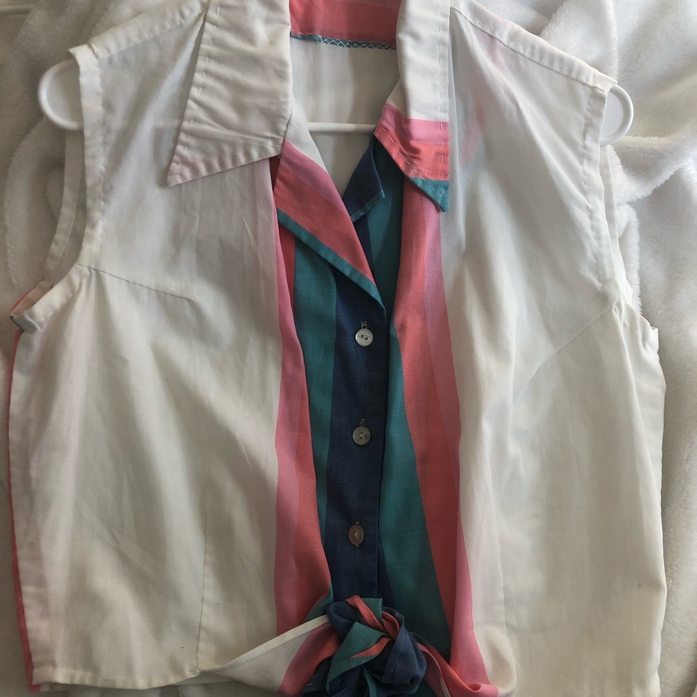 Sleeveless top